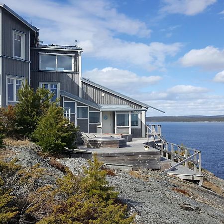 Lotsstugan I Haernoesand Bed and Breakfast Esterno foto